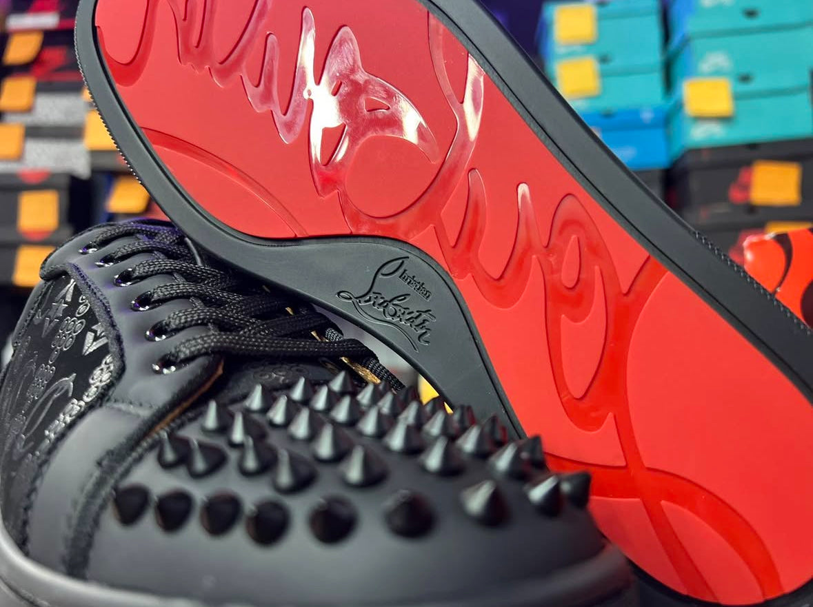 CHRISTIAN LOUBOUTIN SUELA ROJA SPECTRES