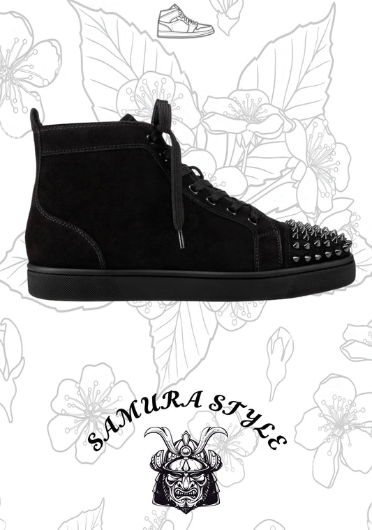 CHRISTIAN LOUBOUTIN SUELA ROJA DE BOTA ESPIGAS