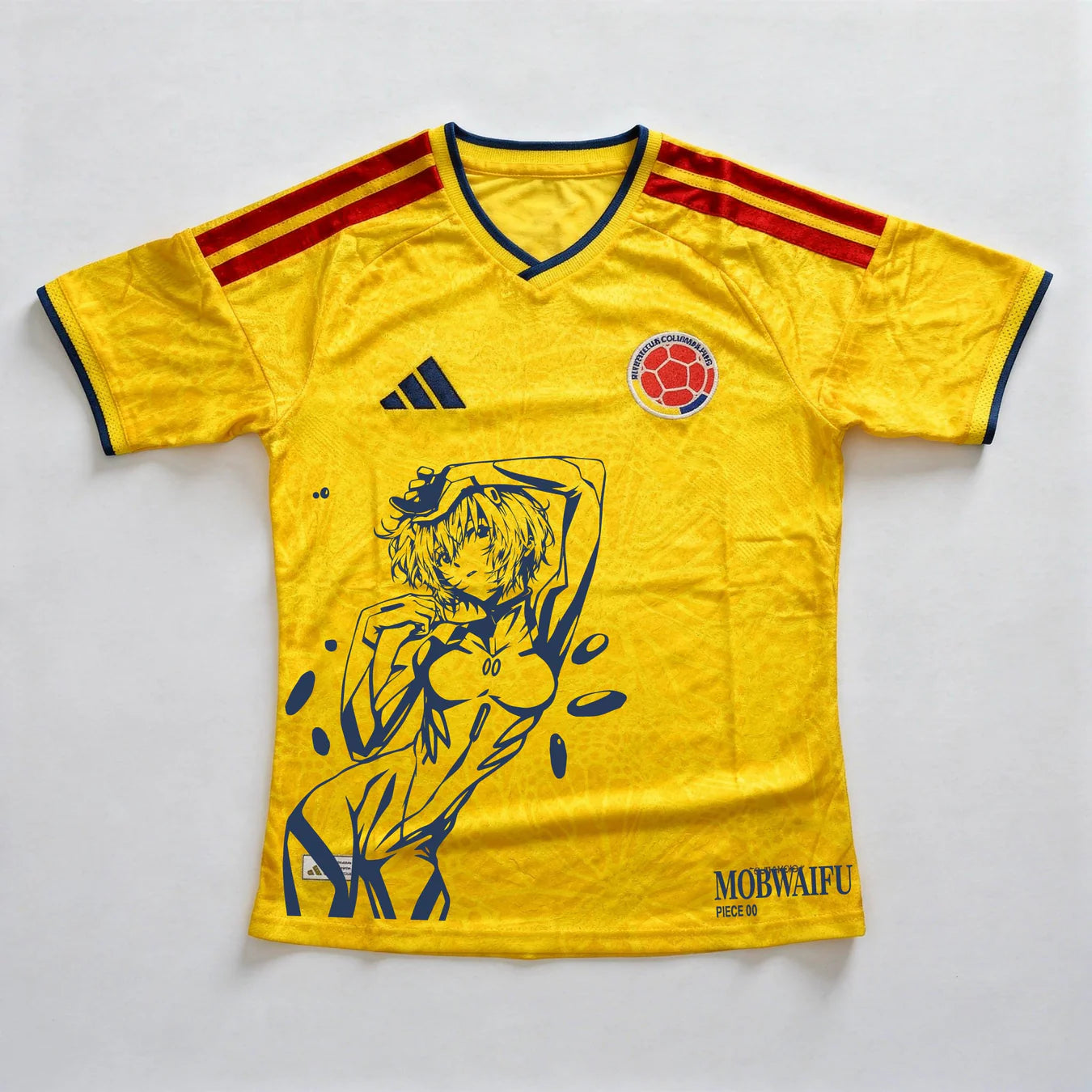 Camiseta Tricolor Clásica Anime